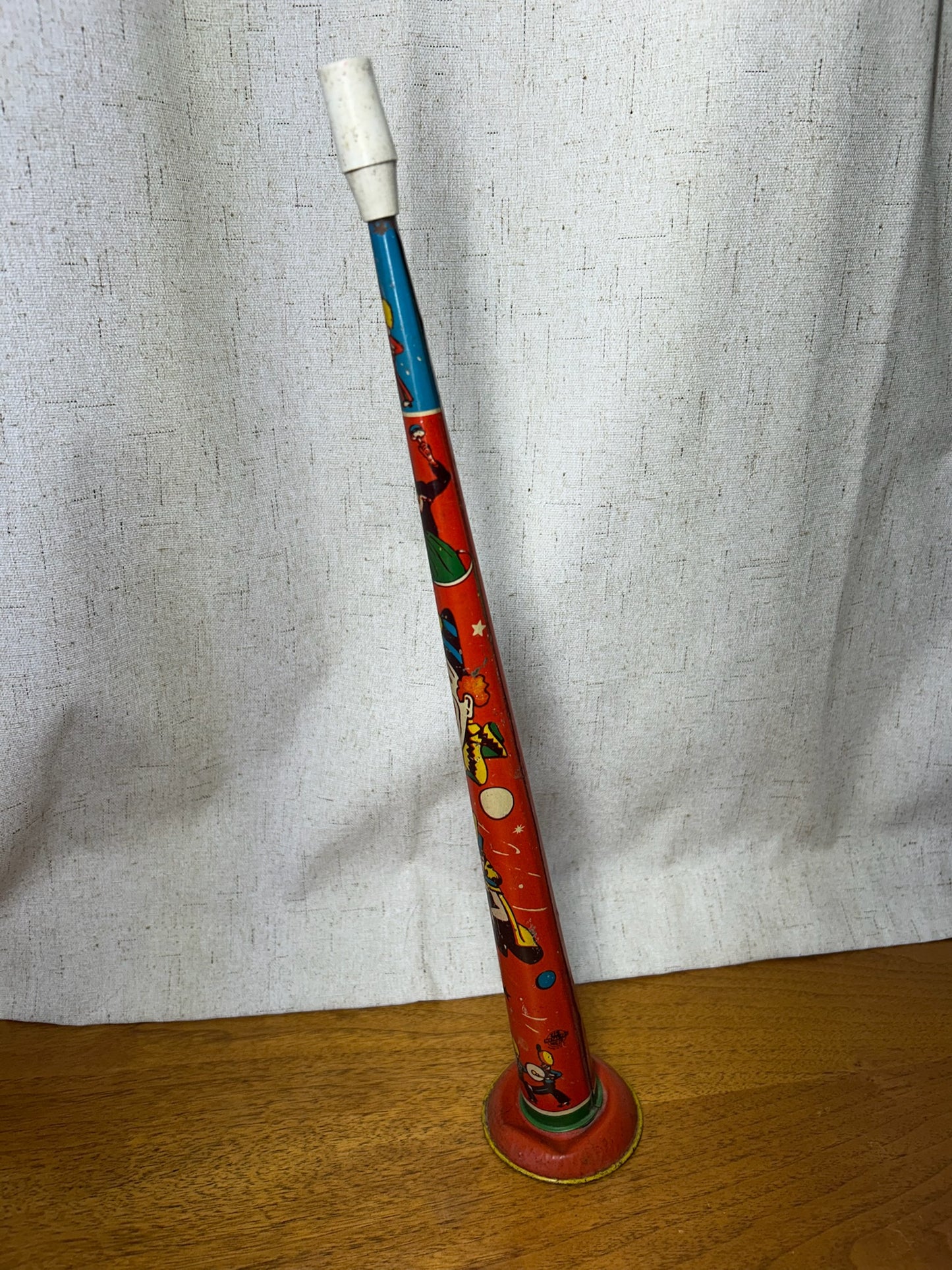 VINTAGE US METAL TOY MFG CO 1940s NEW YEARS EVE PARTY TIN NOISEMAKER HORN 15”