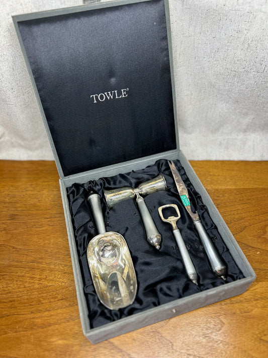 Towle Bar Set